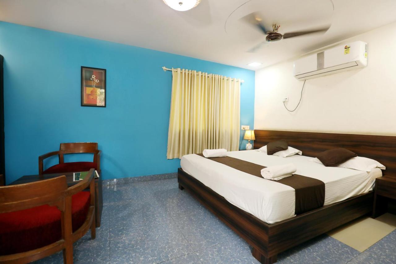Pali Village Resort Mira-Bhayandar Exteriör bild