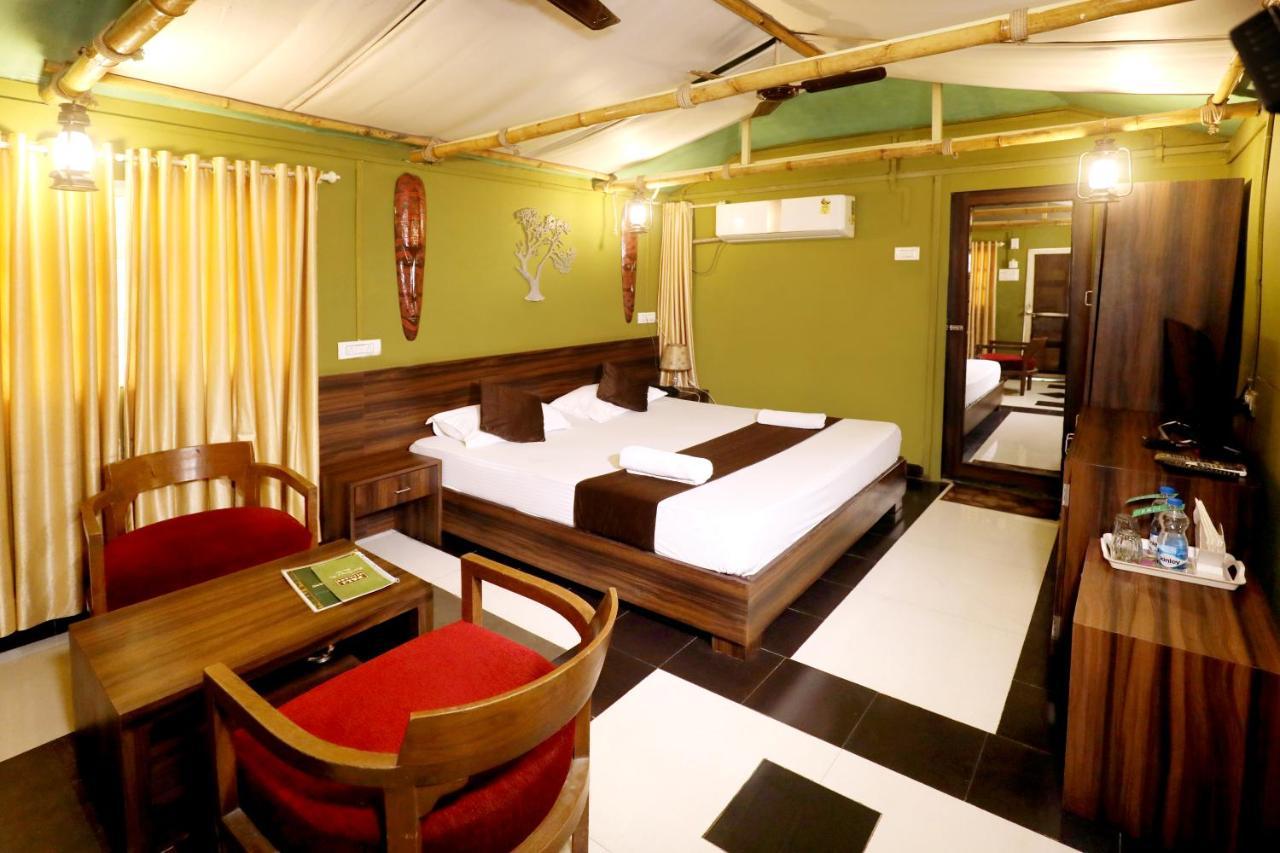 Pali Village Resort Mira-Bhayandar Exteriör bild