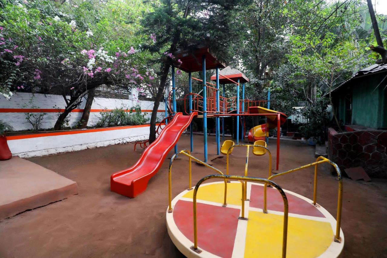 Pali Village Resort Mira-Bhayandar Exteriör bild