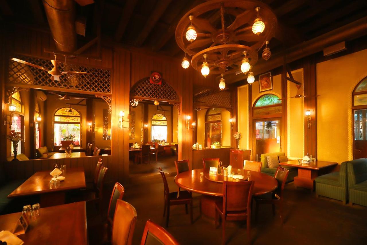 Pali Village Resort Mira-Bhayandar Exteriör bild