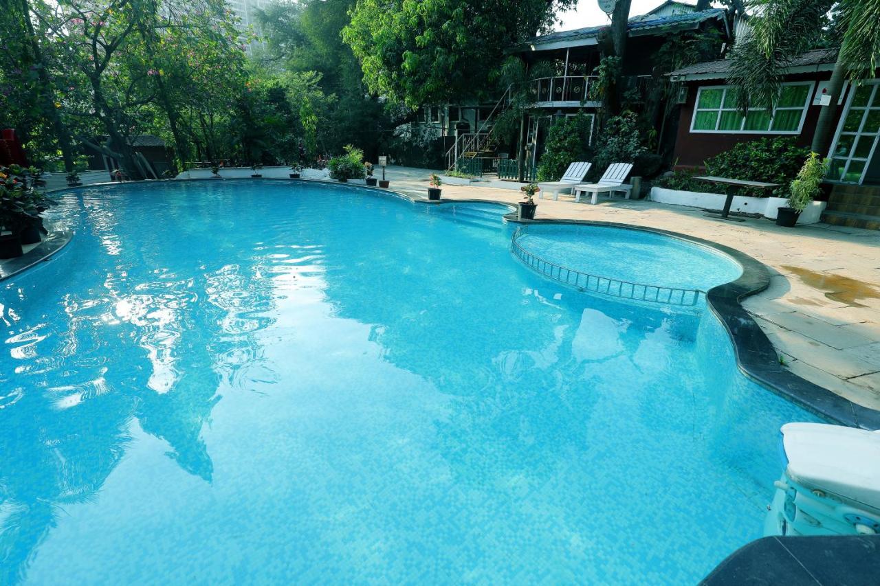 Pali Village Resort Mira-Bhayandar Exteriör bild