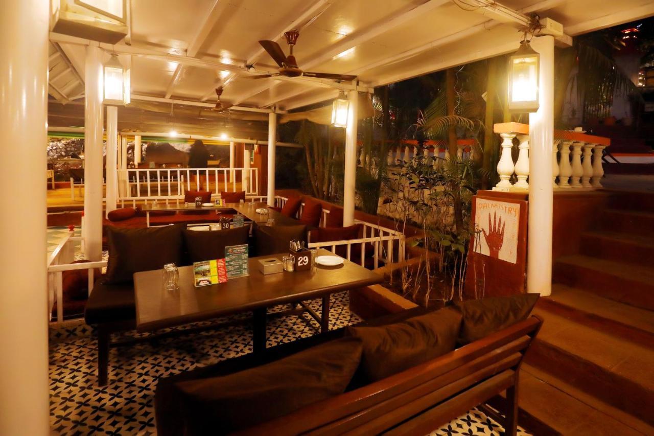 Pali Village Resort Mira-Bhayandar Exteriör bild